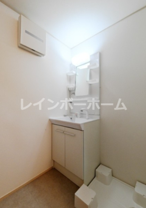 ヴェリテ柏町の独立洗面台