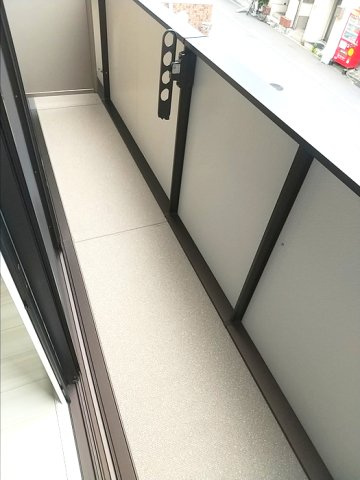 ルミエール北河堀のバルコニー