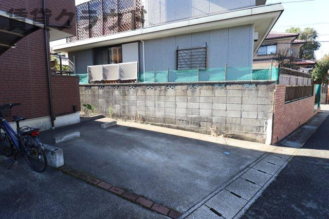 メゾンクレールⅡの駐車場|駐車場完備です