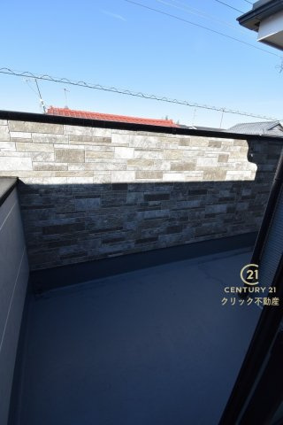 TERRACE　ひたちなか市高場　1期 　1のバルコニー|日当たり良好なバルコニーです。気分転換に出るだけでも、晴れた日にお洗濯物やお布団を一気に干すのも気持ちがいい♪（写真は完成イメージ）