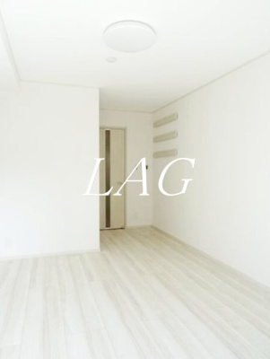 【居間・リビング】 | Ｌｉｎｋ　Ｖｉｅｗ　南浦和 | 洋室のお部屋です。