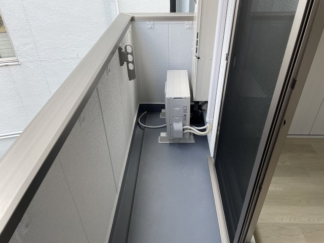 キャトルセゾン豊中本町のバルコニー