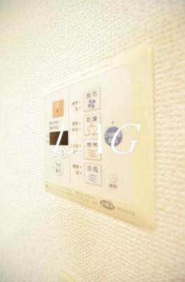 【設備】 | サン・クレスト | 浴室乾燥付きです。