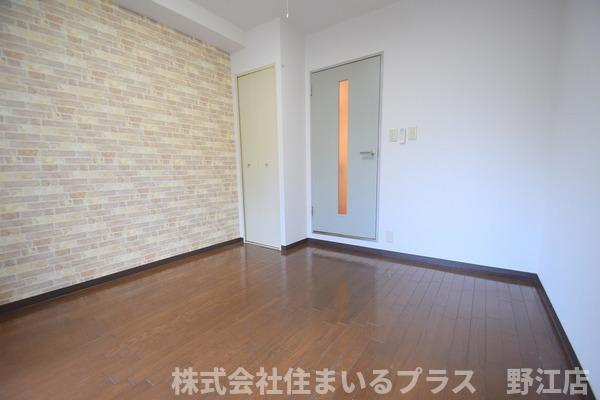 エストマーレ鶴見二番館の洋室