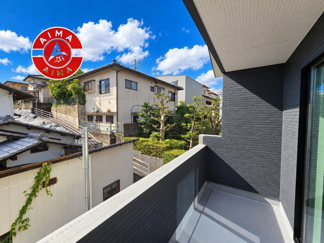福岡市南区和田2丁目第2-1棟（1号棟）の展望|窓から緑が見える物件も魅力的です。