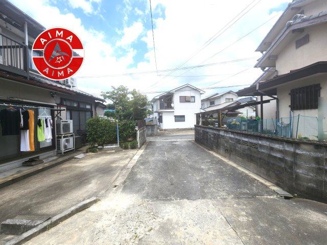 福岡市南区和田2丁目第2-1棟（1号棟）の外観|前面道路含む現地の写真です。