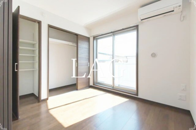 【居間・リビング】 | リヴィエールⅡ | 洋室のお部屋です。