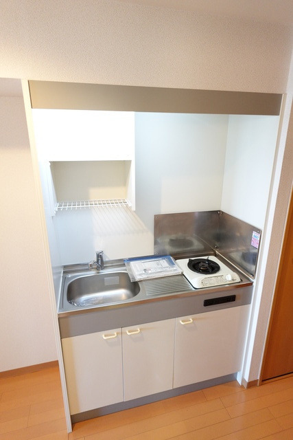 ニューシティアパートメンツ円上町のキッチン|前回募集時の写真です。