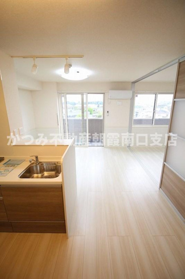 【居間・リビング】 | オリヴィエ（D-ROOM） | 他号室参考写真