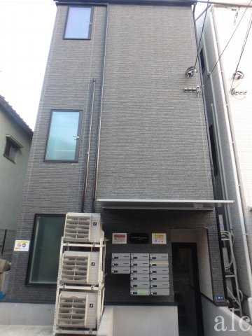渋谷区幡ヶ谷１丁目のアパート