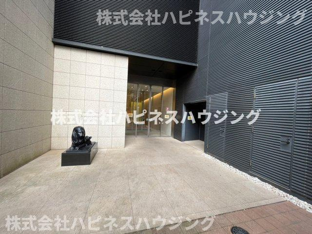 ライオンズタワー柏のエントランス