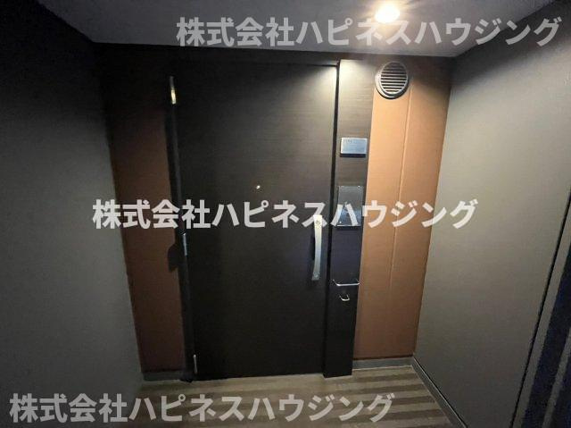 ライオンズタワー柏の玄関
