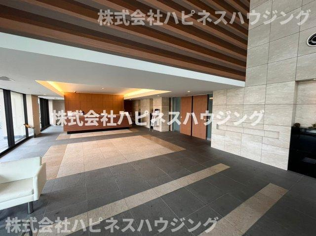 ライオンズタワー柏のロビー