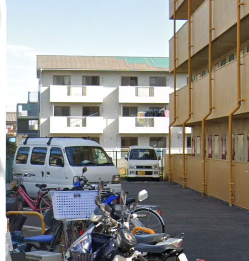プレシャスアルモニの駐車場|カースペースがあります