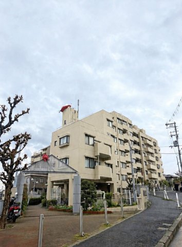 少女の赤い帽子泉北深井の画像