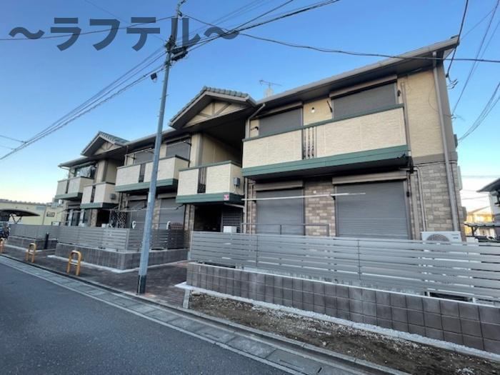 アバンサール
