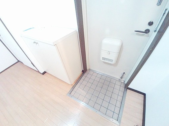 レジデンス住吉の玄関