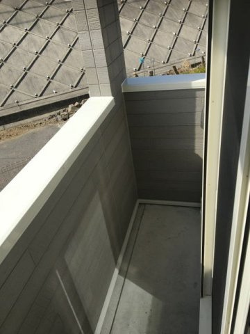 【バルコニー】 | フェリーチェ前田 | 外からの目が気にならないバルコニーで洗濯物が干せます