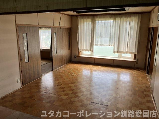 【居間・リビング】 | 釧路町別保7丁目105，106売家