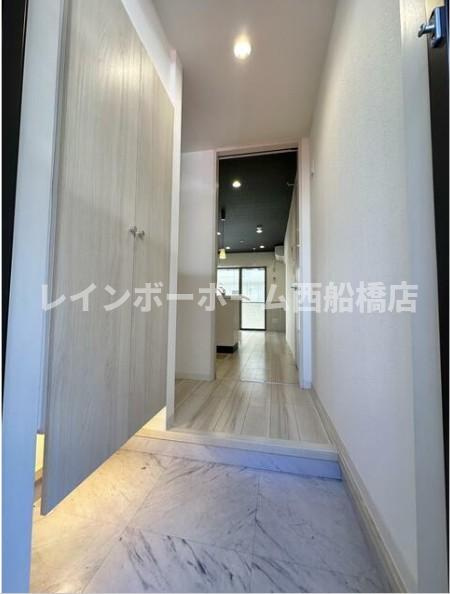 ルミエール藍の玄関