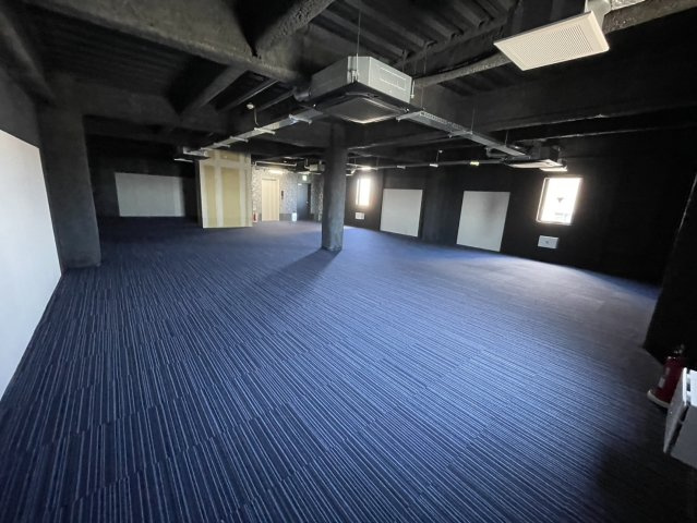 安城市今池町　貸倉庫・事務所の内装