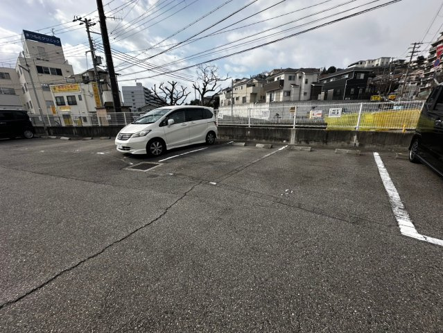 ＧＹＭ清水ヶ丘の駐車場