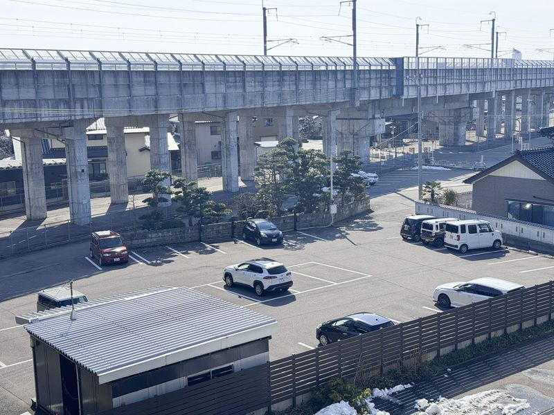 ステーションビューの駐車場