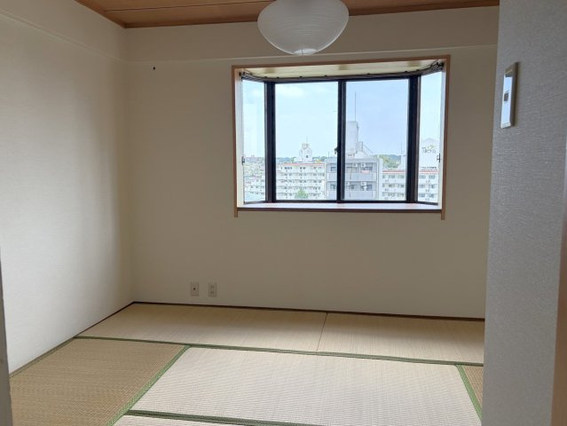 八事八幡山マンション東館の和室