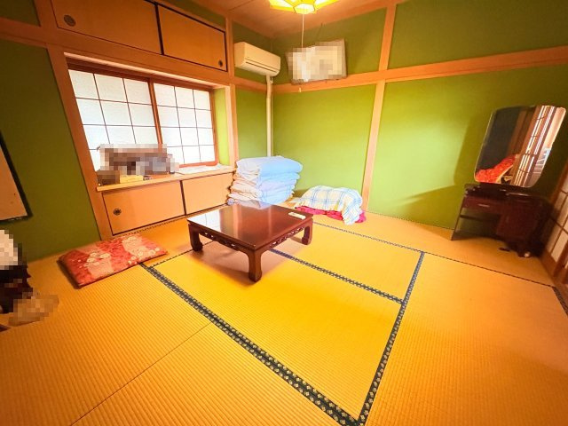 田川郡糸田町　工場・物置付　5LDKの和室