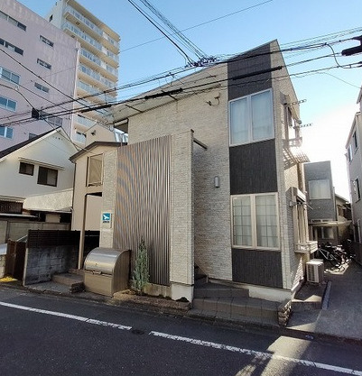 北区滝野川７丁目のアパート