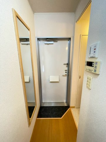 【玄関】 | レオパレスよしたけ