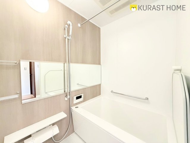 レスポアール三条朱雀　1階の浴室