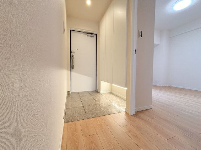 【玄関】
