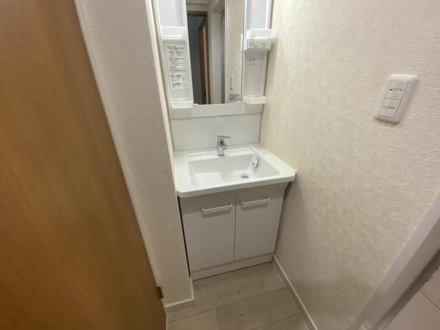 川野レジデンスの洗面所