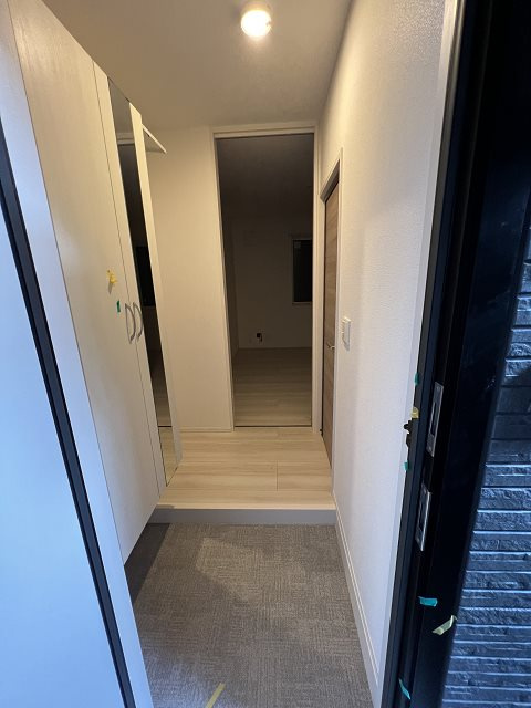D-room塚口町の玄関