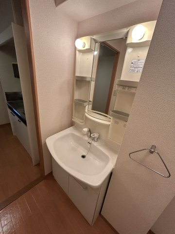 ルミエール東塚口の洗面所