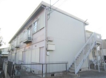 相模原市南区西大沼３丁目のアパートの外観