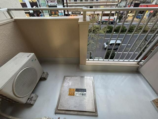 朝日巣鴨マンションのバルコニー