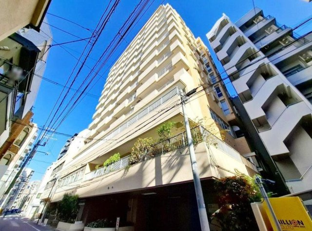 朝日巣鴨マンションの外観