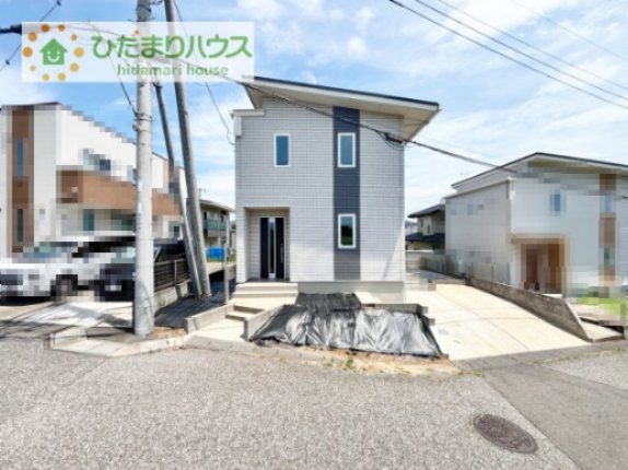 【外観】 | 龍ケ崎市藤ケ丘６丁目　中古戸建 | 【　本日のご案内可能です！！　】
☆平日・夜間もご案内致します。
お気軽にご連絡下さい。
