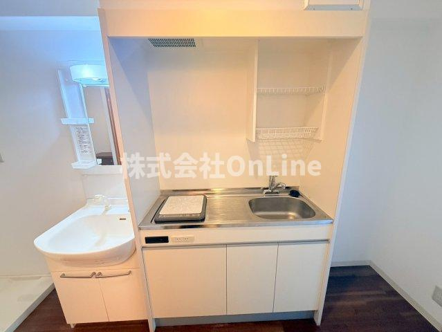 八尾市光町２丁目の賃貸マンションのキッチン