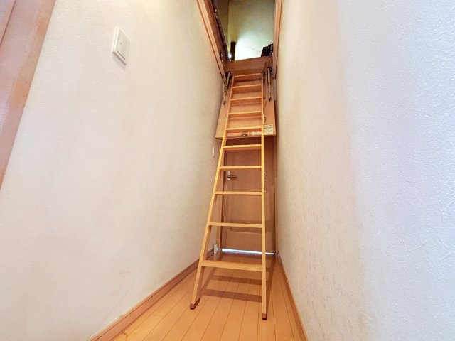 屋根裏収納あり◎