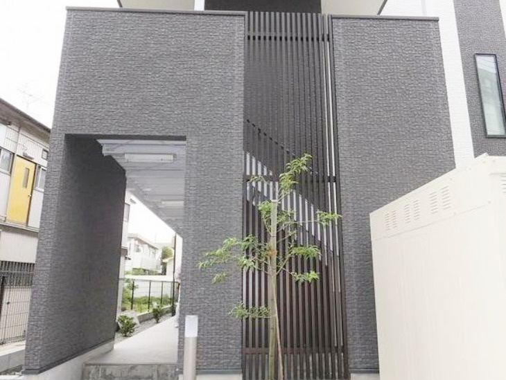 クレセールメゾンのエントランス