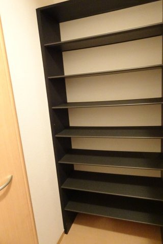シャルマン緑園の内装|シューズボックス　※現況優先