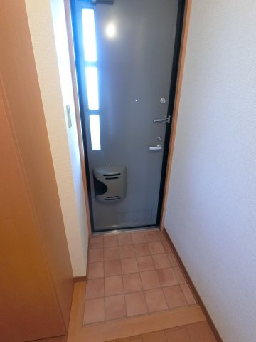 グランドパレスの玄関