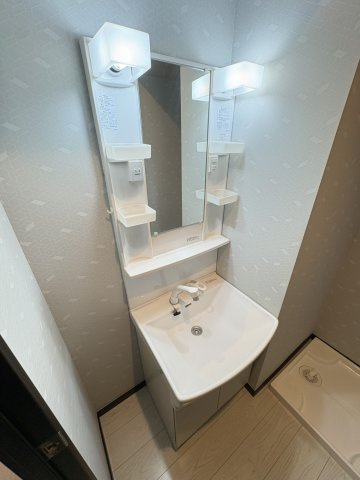 KENEDIX千葉中央の独立洗面台