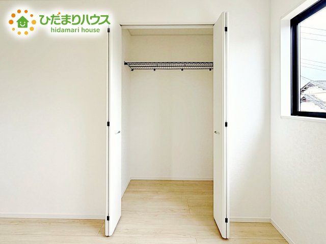 【収納】 | 小美玉市納場第4　新築戸建 | お洋服の多い女性に人気！収納力の高いクローゼット付☆彡