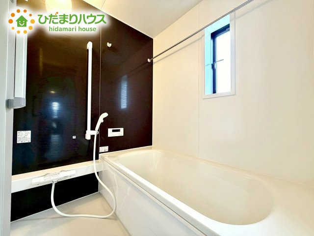 【浴室】 | 小美玉市納場第4　新築戸建 | 今日も１日お疲れでした。広いお風呂で疲れを癒してください。