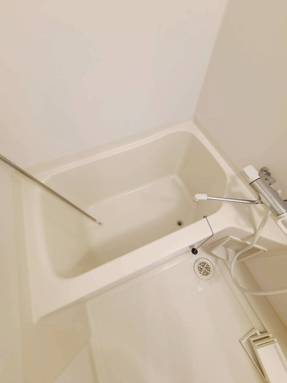 セレニテ西宮本町の浴室