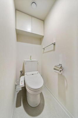  | 温水洗浄便座付きのトイレです…